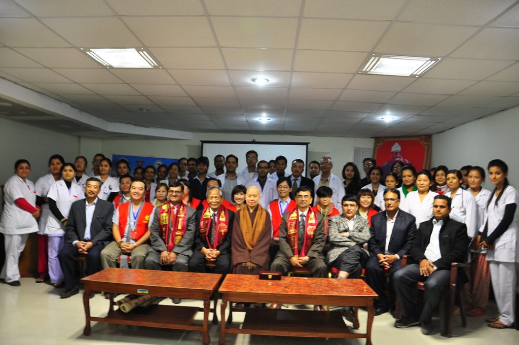 尼泊爾地震醫療團： M.M.T.H醫院合作學術暨臨床交流計畫